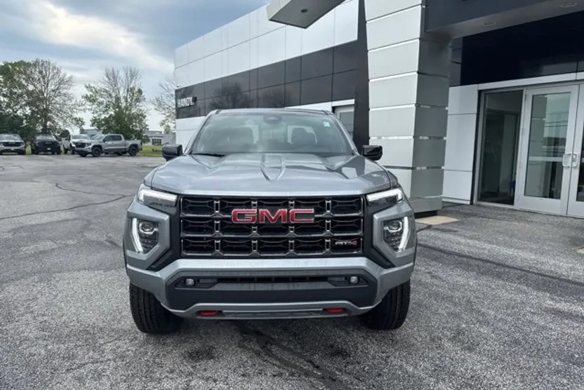 2026 Gmc Canyon AT4 photo 1