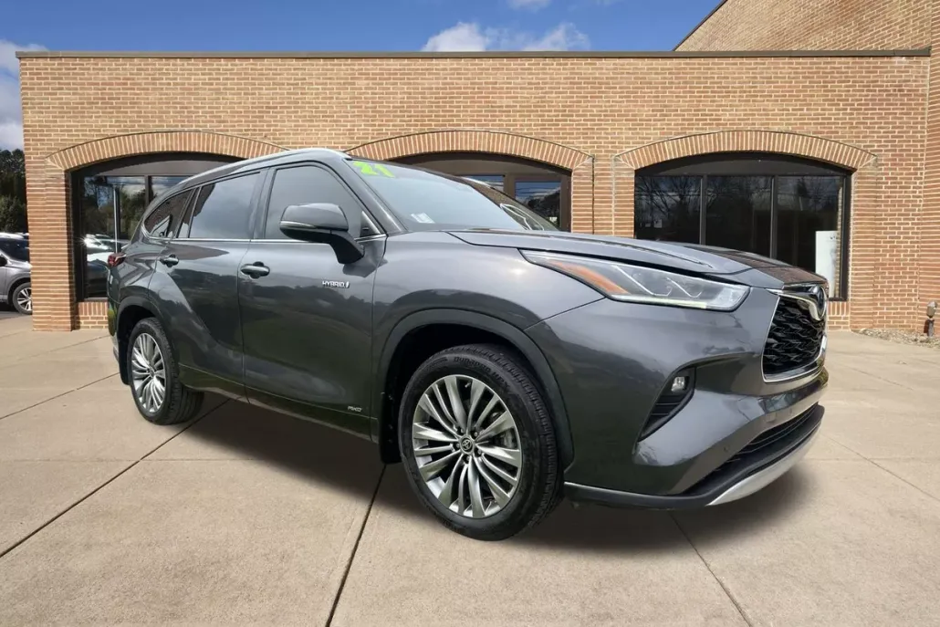 2021 Toyota Highlander Platinum Hybrid photo 1