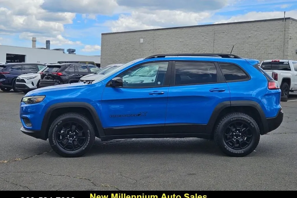 2022 Jeep Cherokee X photo 1