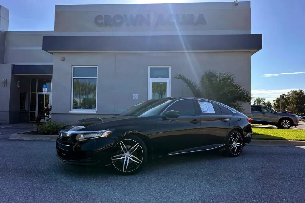 2022 Honda Accord Touring 2.0T photo 1