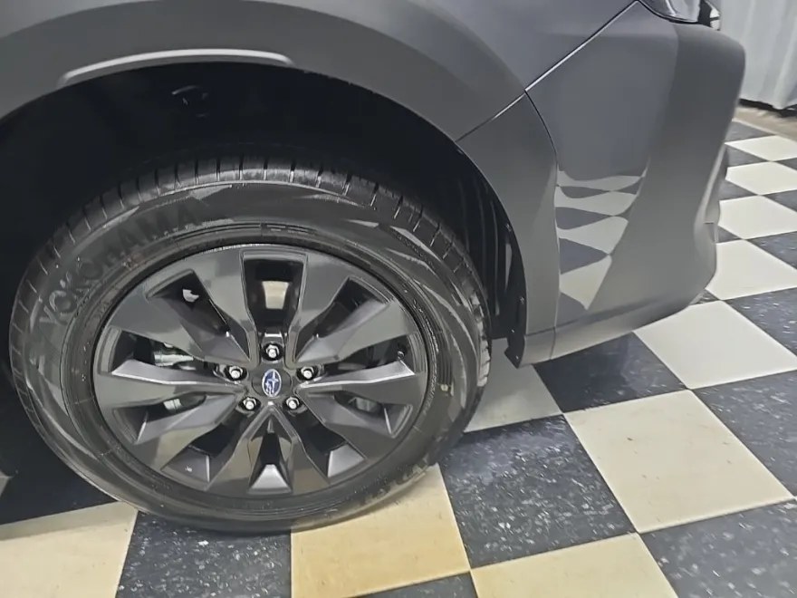 2025 Subaru Outback Onyx Edition photo 1