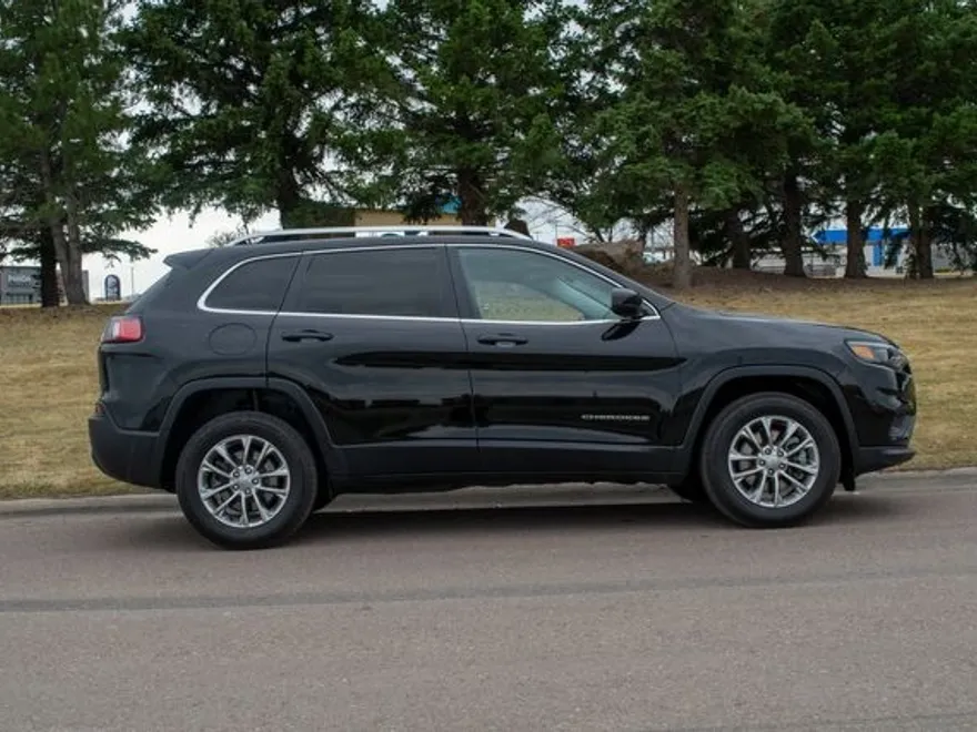 2019 Jeep Cherokee Latitude photo 7