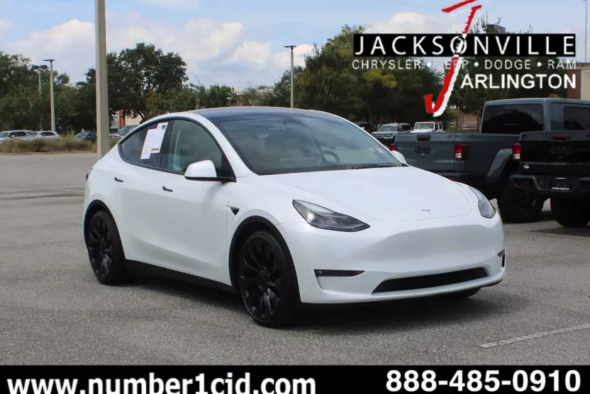 2023 Tesla Model Y Performance photo 1