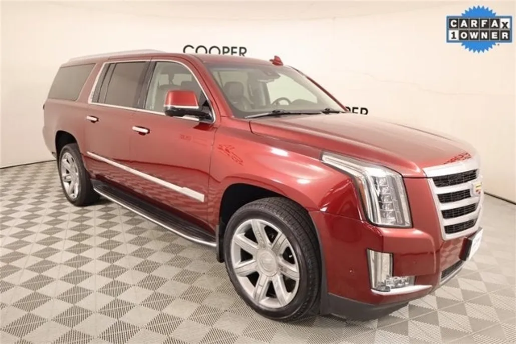 2020 Cadillac Escalade ESV Luxury photo 1