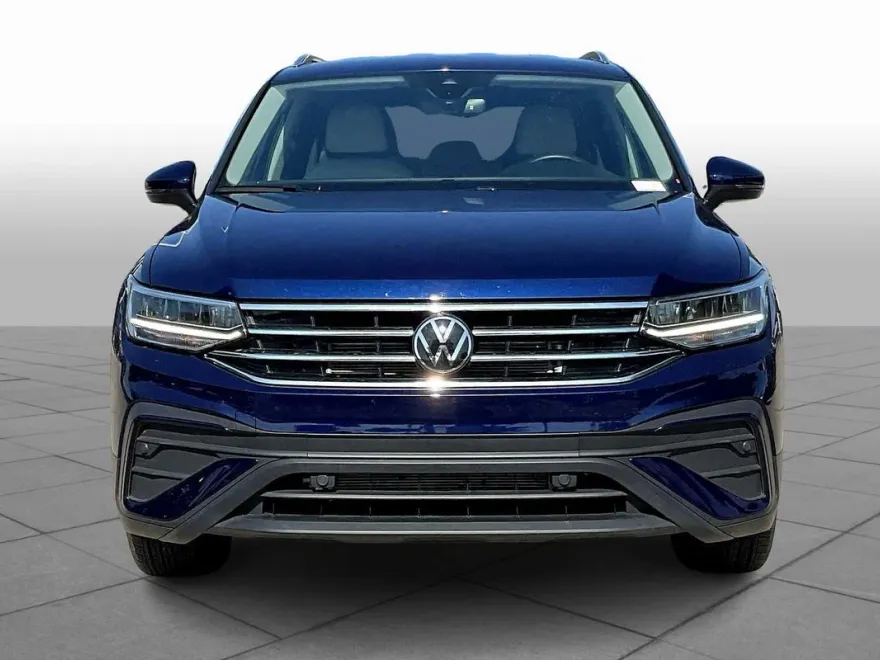 2024 Volkswagen Tiguan SE Wolfsburg Edition photo 1