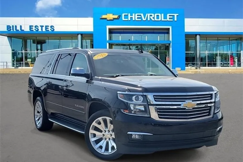 2015 Chevrolet Suburban LTZ photo 1