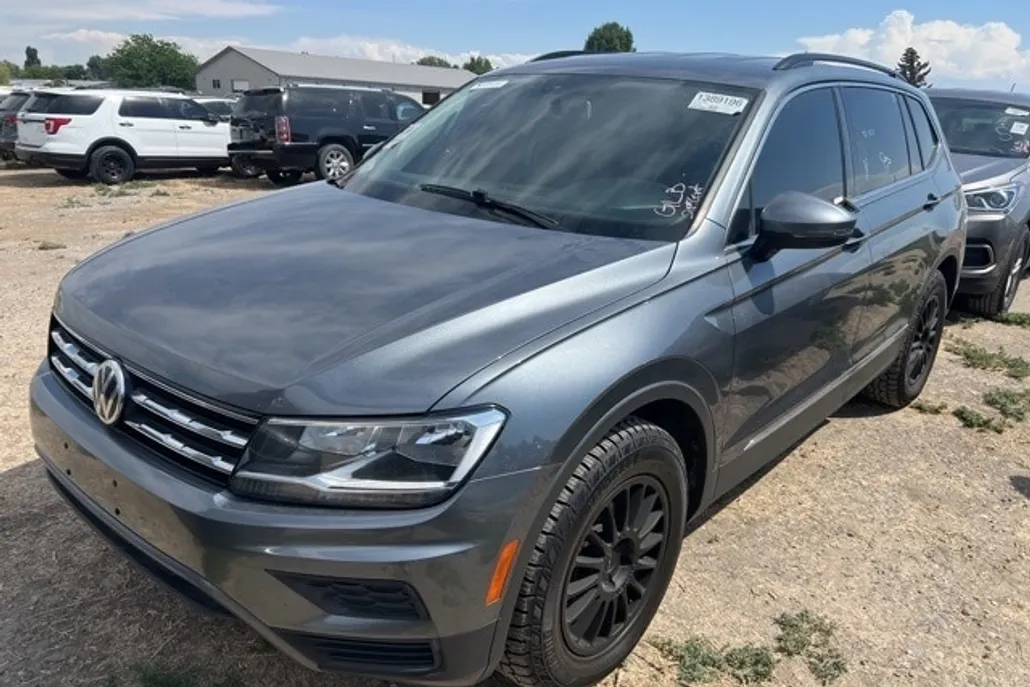 2020 Volkswagen Tiguan SE photo 1
