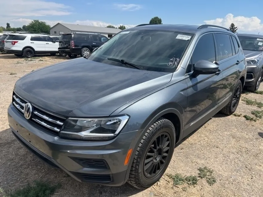 2020 Volkswagen Tiguan SE photo 1