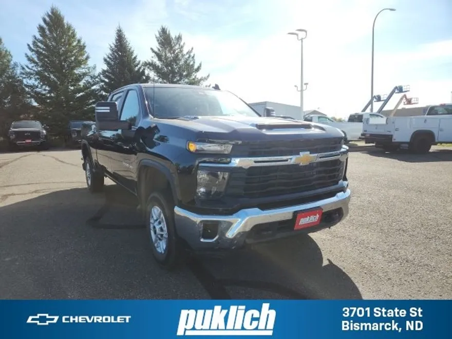 2024 Chevrolet Silverado 2500HD LT photo 1