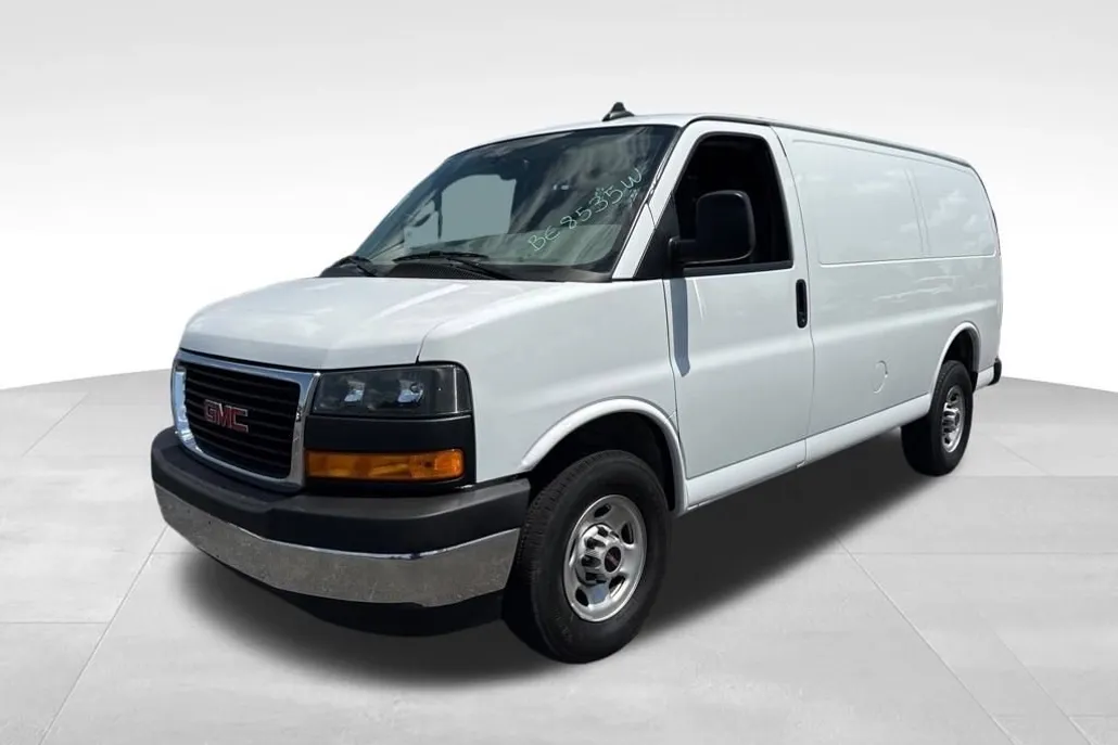 2023 Gmc Savana Cargo 2500 photo 1