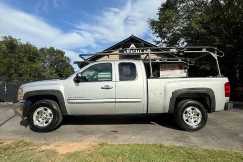 2013 Chevrolet Silverado 1500 LT photo 1