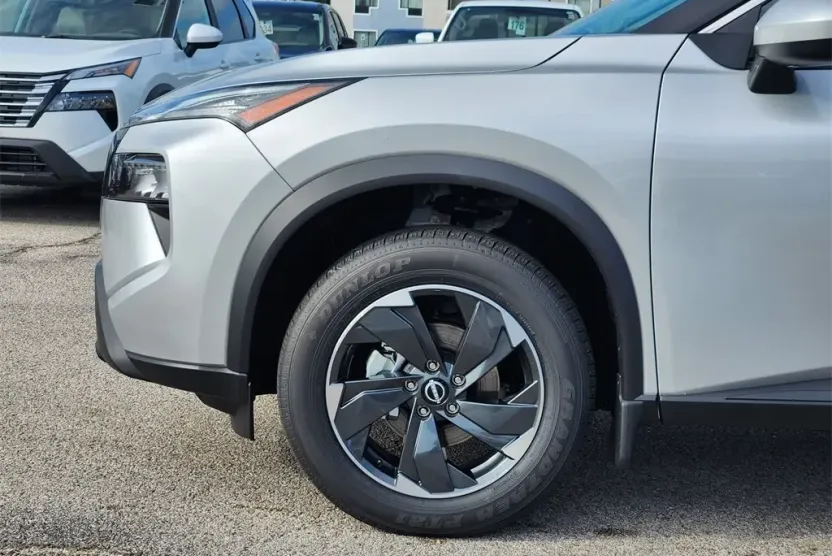 2025 Nissan Rogue SV photo 1