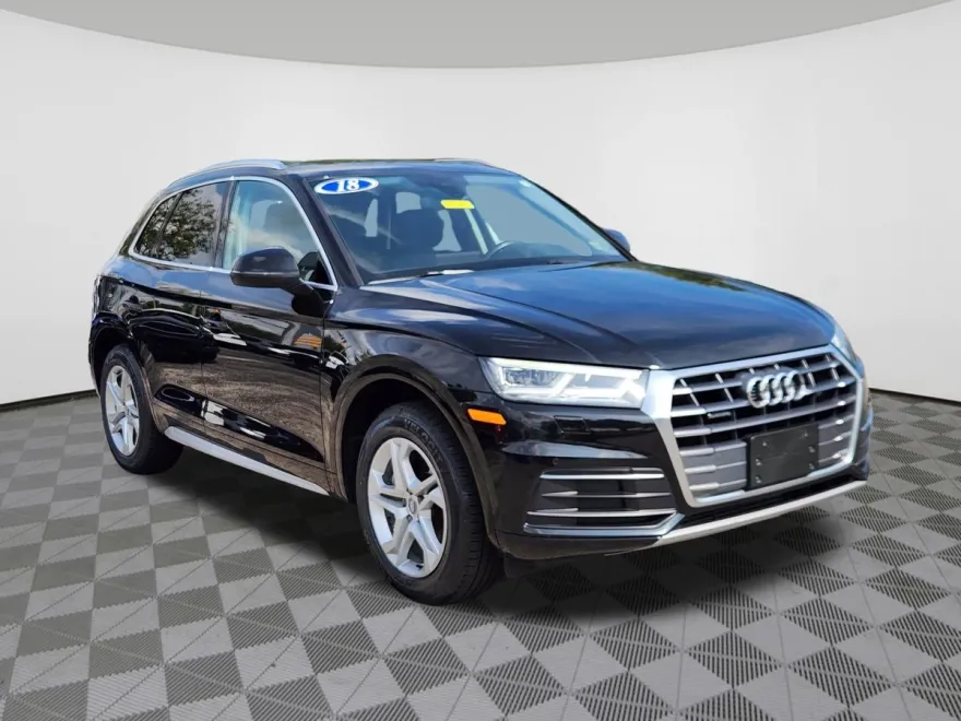 2018 Audi Q5 2.0T Premium Plus photo 1