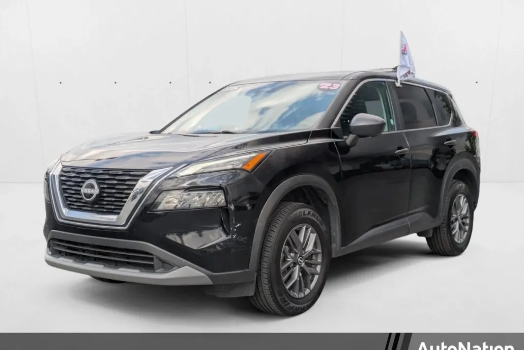 2023 Nissan Rogue S photo 1