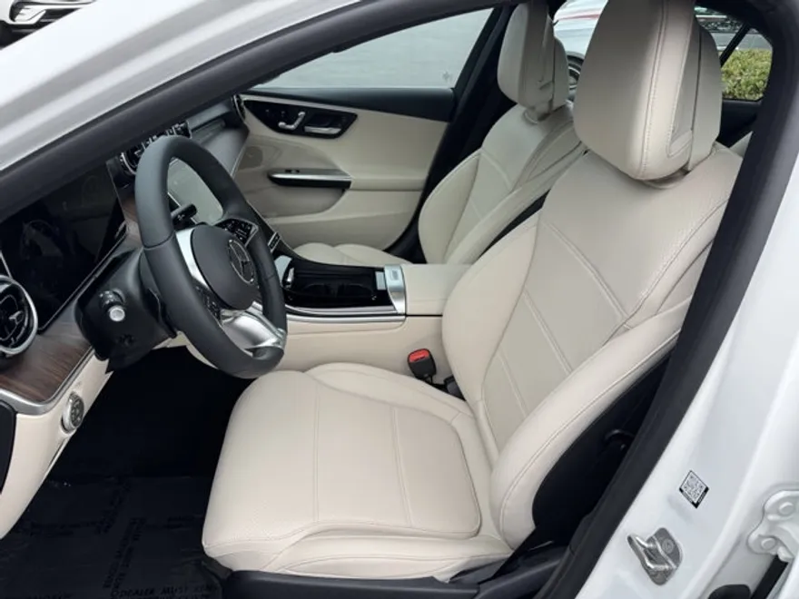 2025 Mercedes Benz C 300 photo 1