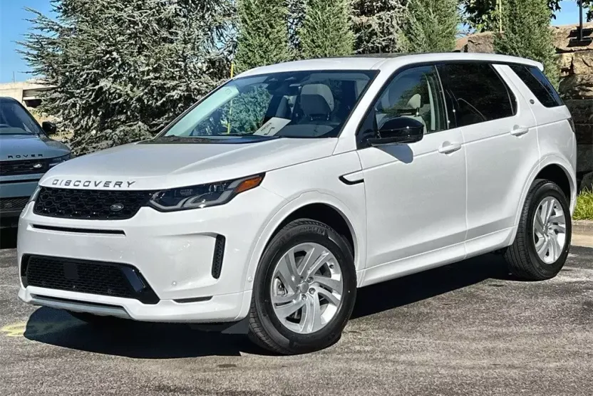 2025 Land Rover Discovery Sport S photo 1