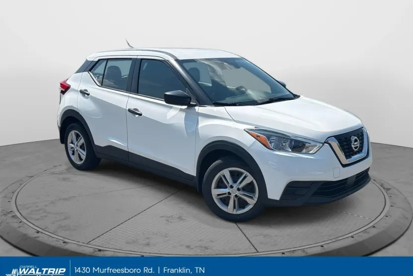 2020 Nissan Kicks S photo 1