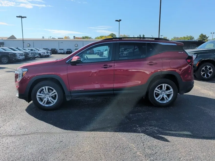2022 Gmc Terrain SLE photo 1