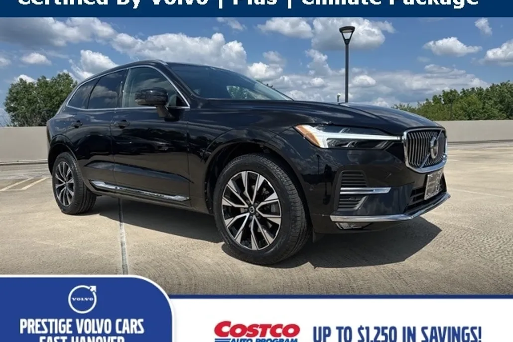 2023 Volvo XC60 B5 Plus photo 1