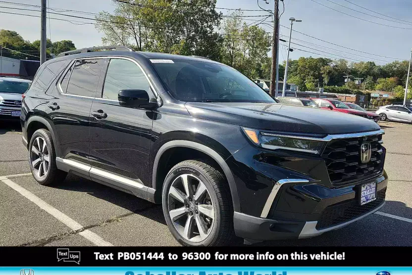 2023 Honda Pilot Elite photo 1