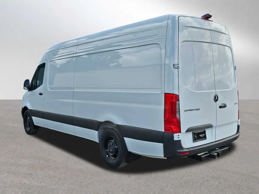 2024 Mercedes Benz Sprinter 2500 High Roof photo 1