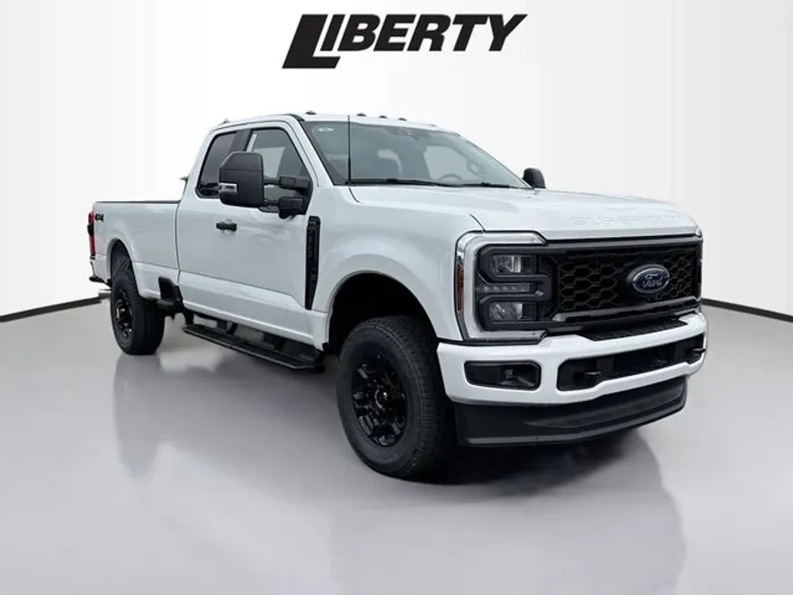 2025 Ford F-350 photo 1