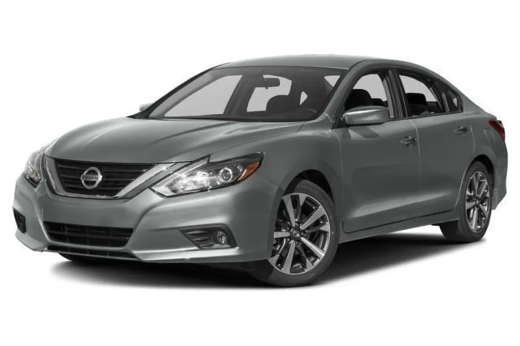 2017 Nissan Altima 3.5 SL photo 1