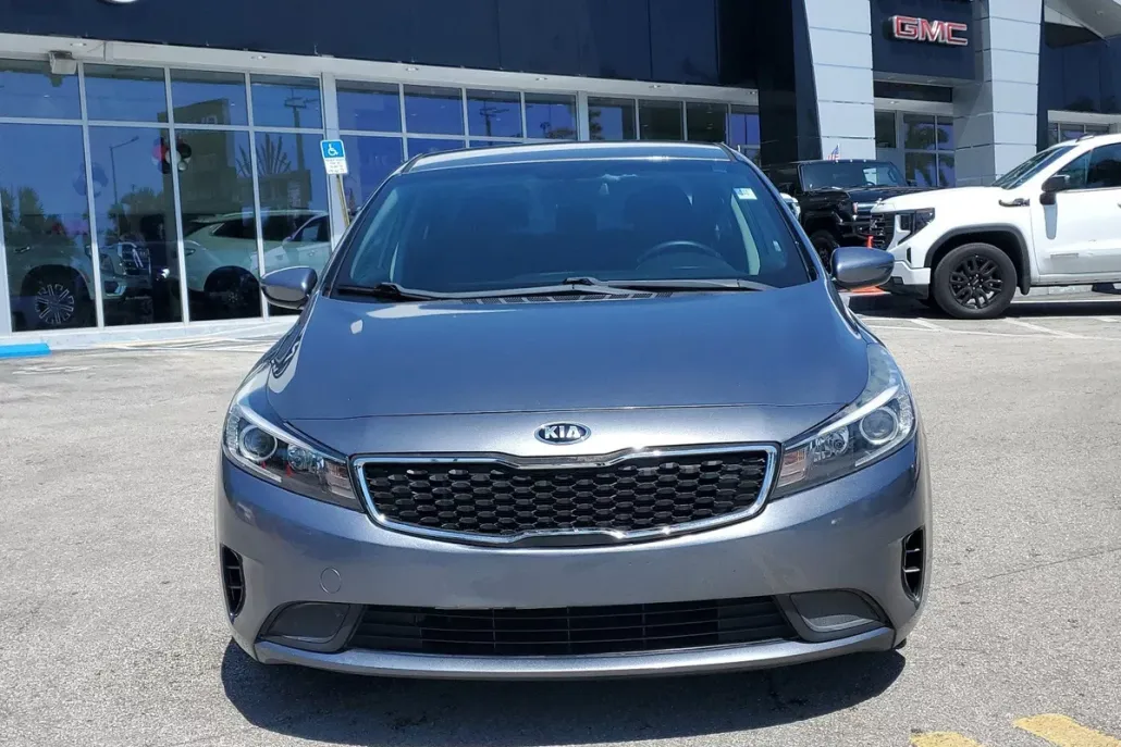 2018 Kia Forte S photo 1