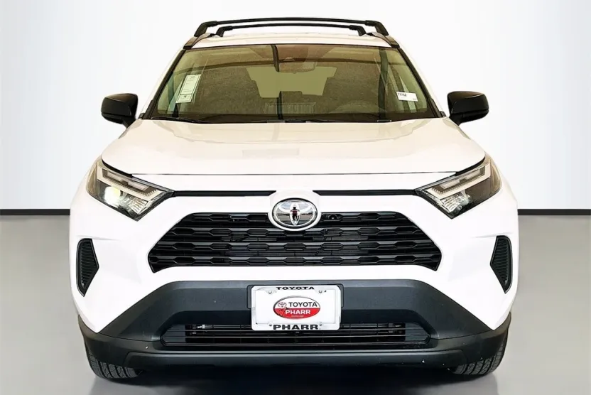 2025 Toyota RAV4 Hybrid LE photo 1