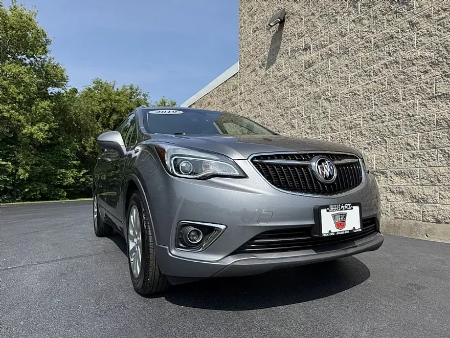 2019 Buick Envision Essence photo 1