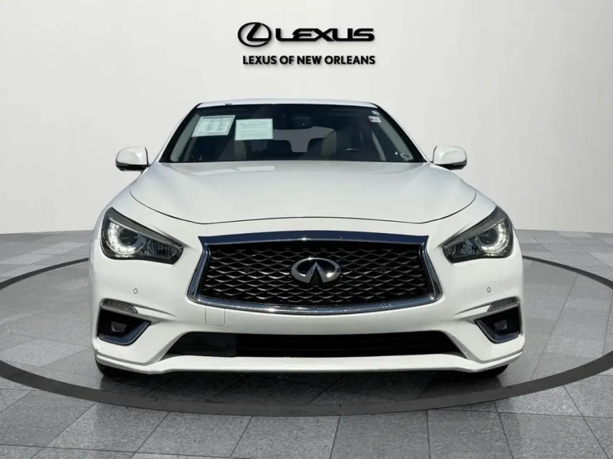 2018 Infiniti Q50 3.0t LUXE photo 1