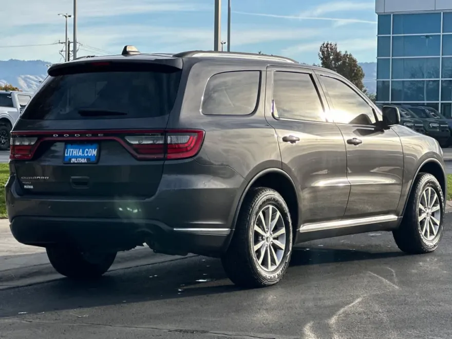 2017 Dodge Durango SXT photo 1