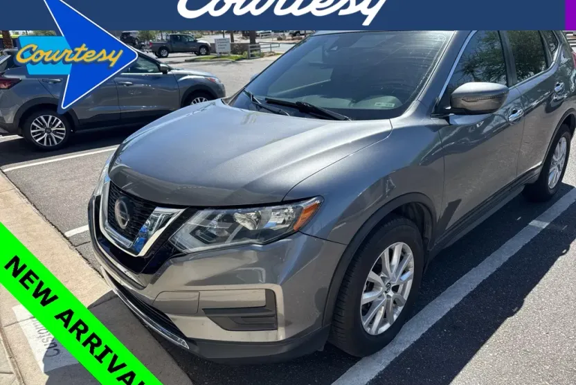 2019 Nissan Rogue S photo 1