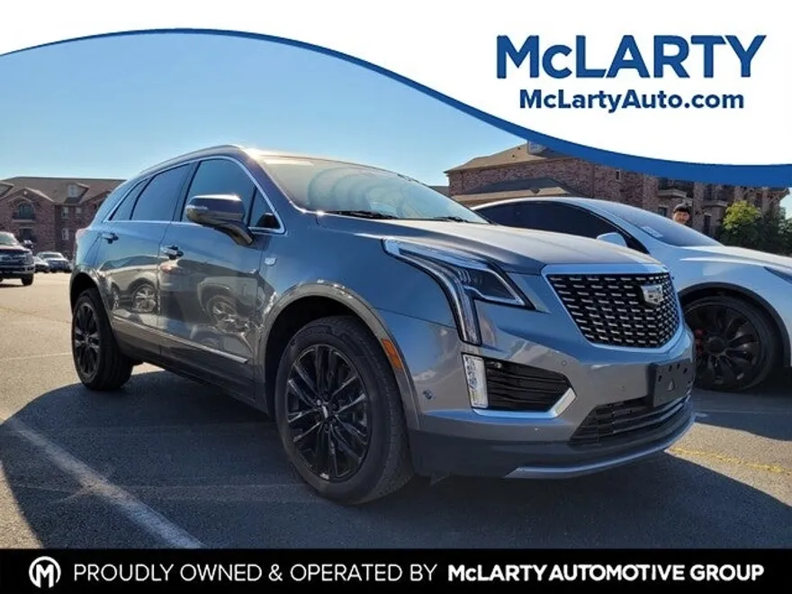 2021 Cadillac XT5 Premium Luxury photo 1