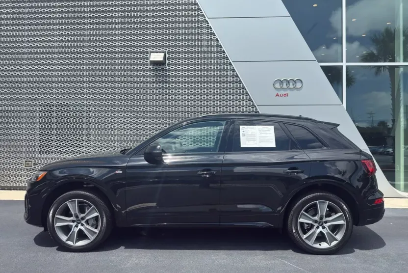 2025 Audi Q5 45 S line Premium photo 1