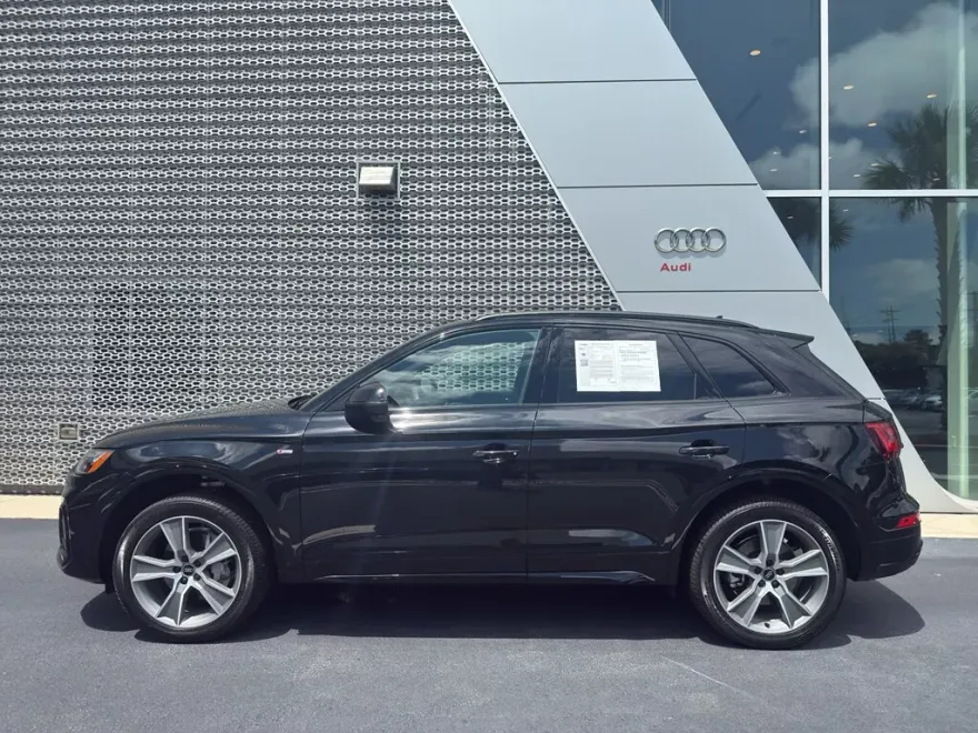 2025 Audi Q5 45 S line Premium photo 1