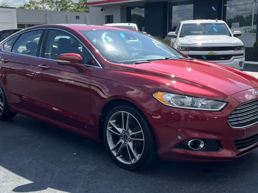 2014 Ford Fusion Titanium photo 1