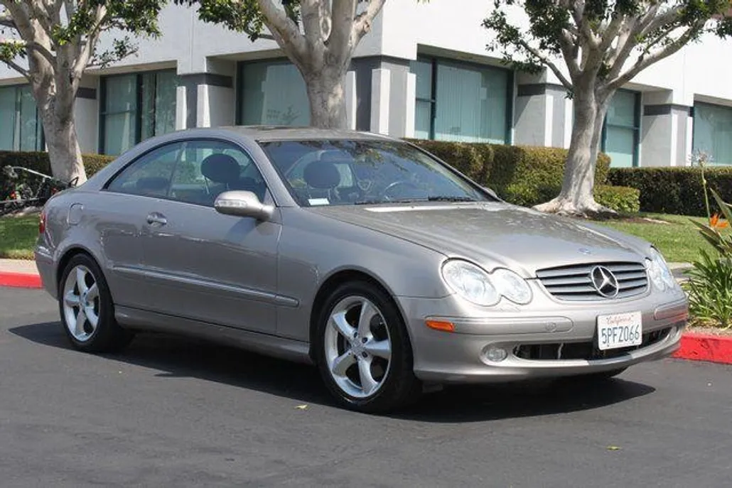 2005 Mercedes Benz CLK photo 1