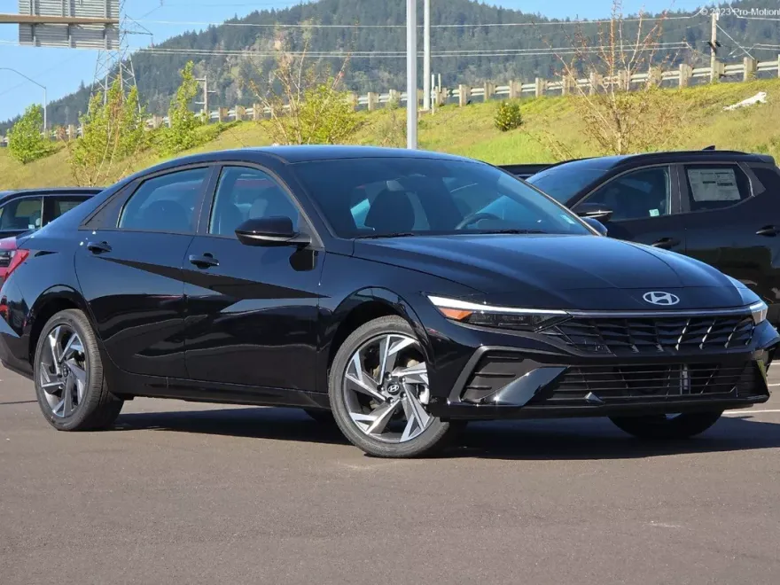2025 Hyundai Elantra Hybrid SEL Sport photo 1