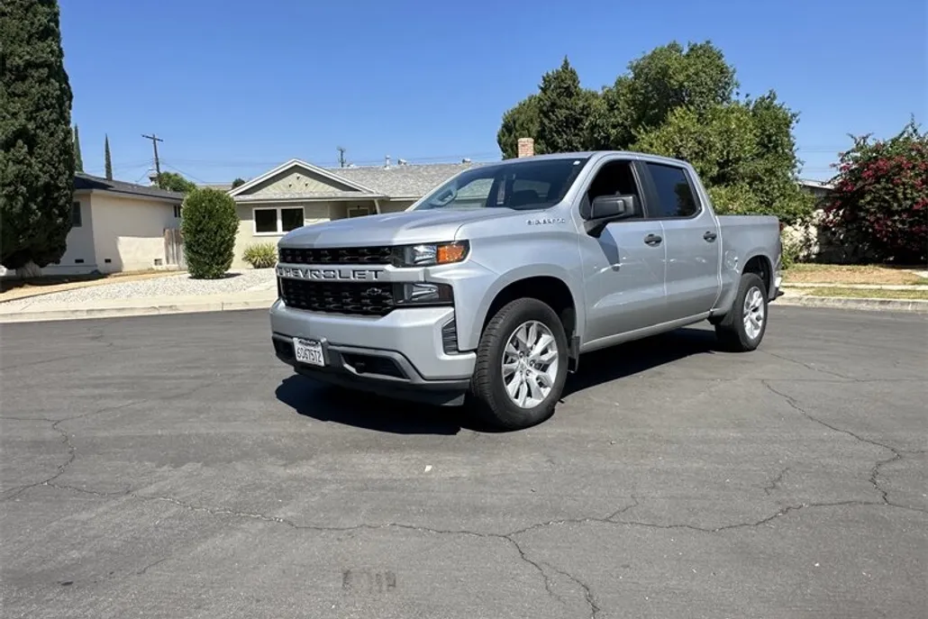 2019 Chevrolet Silverado 1500 Custom photo 1