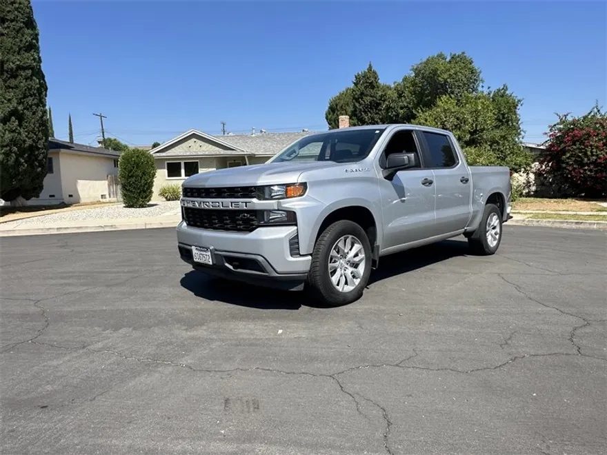 2019 Chevrolet Silverado 1500 Custom photo 1