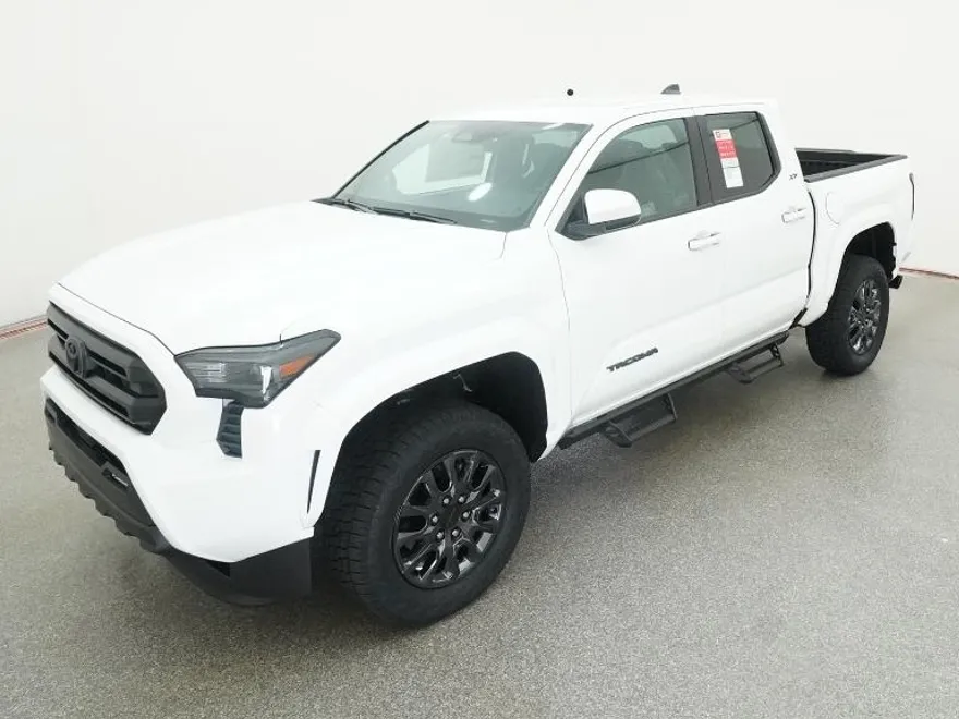 2025 Toyota Tacoma SR5 4x4 Double Cab photo 1