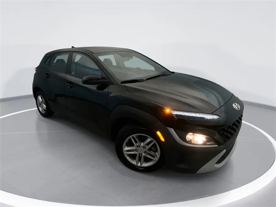2022 Hyundai Kona SE photo 1