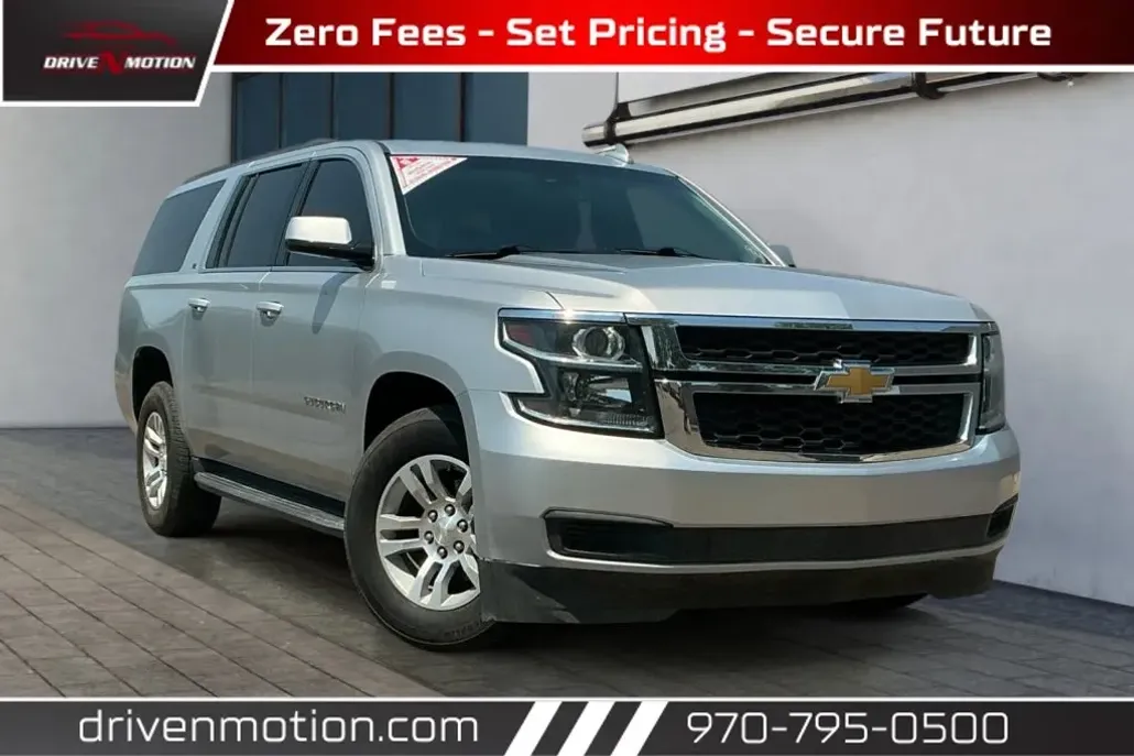 2020 Chevrolet Suburban LT photo 1