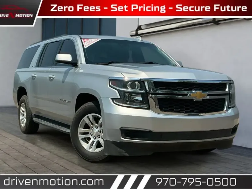 2020 Chevrolet Suburban LT photo 1