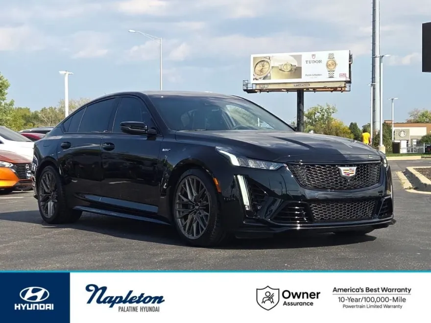 2022 Cadillac CT5 V photo 1