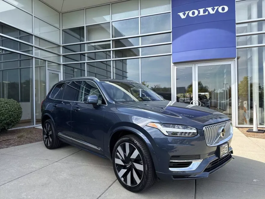 2023 Volvo XC90 Recharge Ultimate photo 1