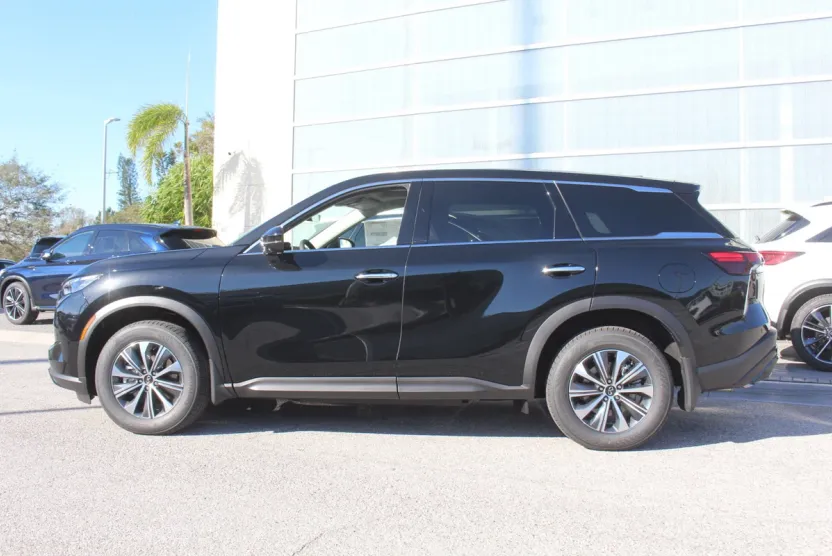 2025 Infiniti QX60 Pure photo 1