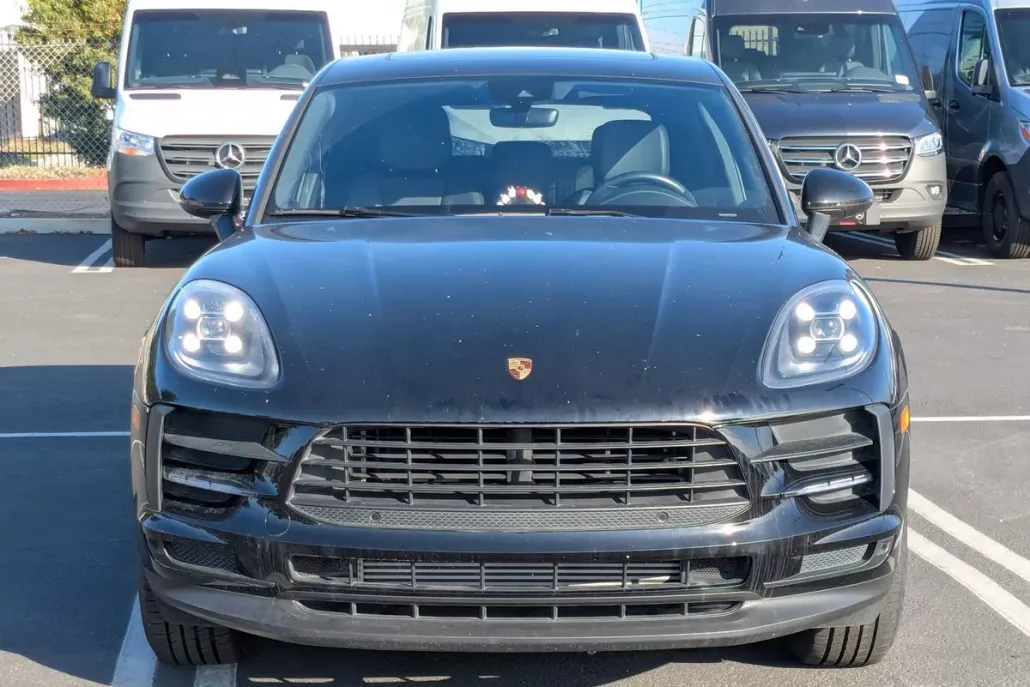 2020 Porsche Macan photo 1