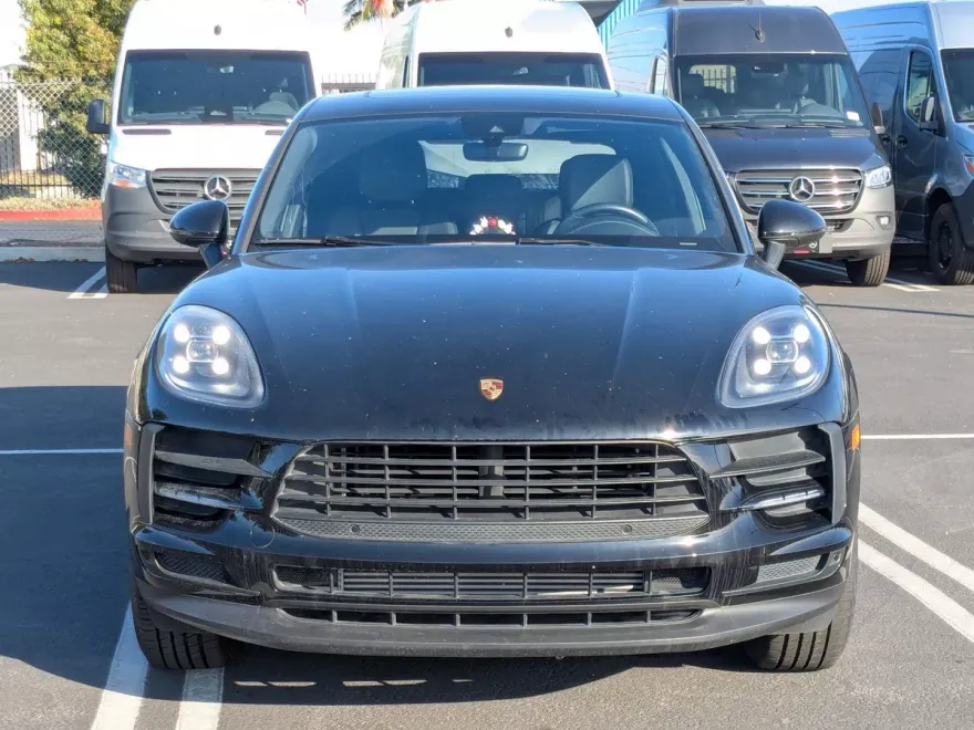 2020 Porsche Macan photo 1